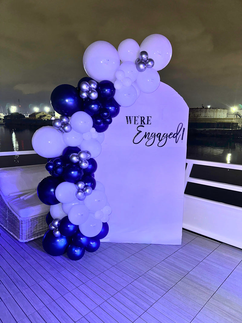 Arch Backdrop with One Garland