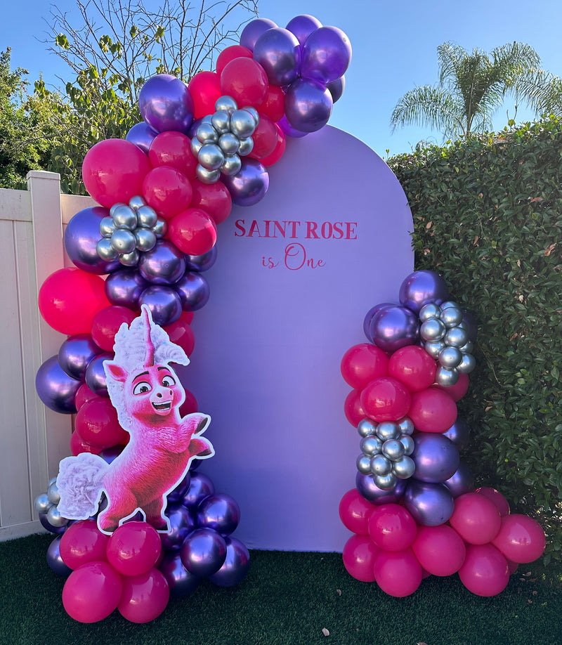 Arch Backdrop with Two Garlands