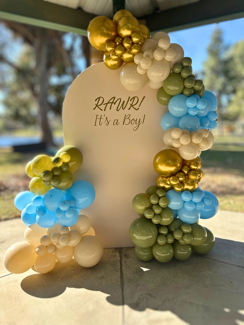 Arch Backdrop with Two Garlands