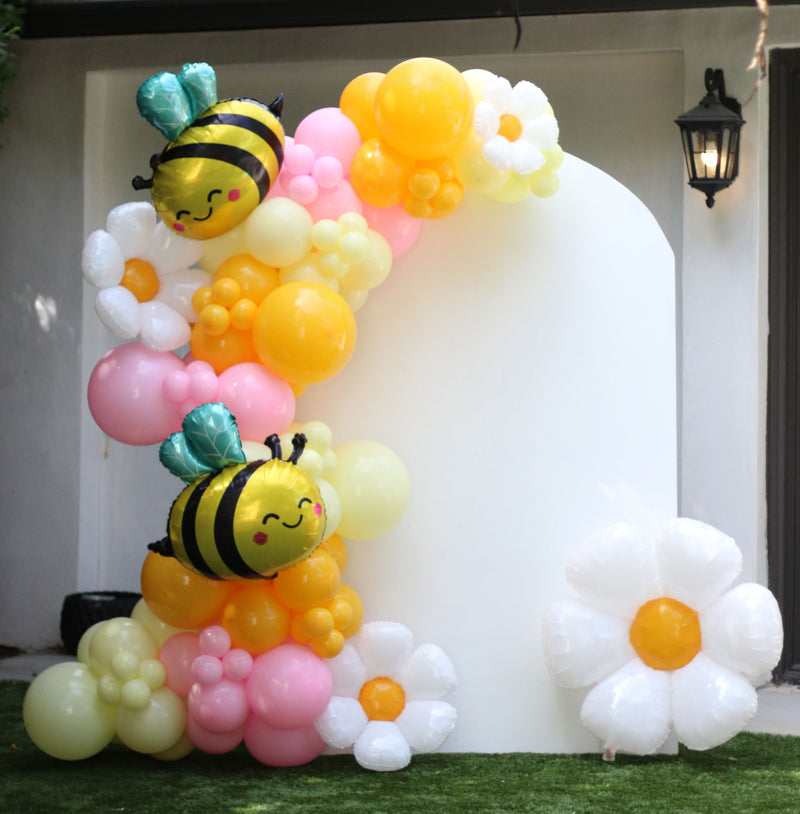 Organic Balloon Garland with Backdrop