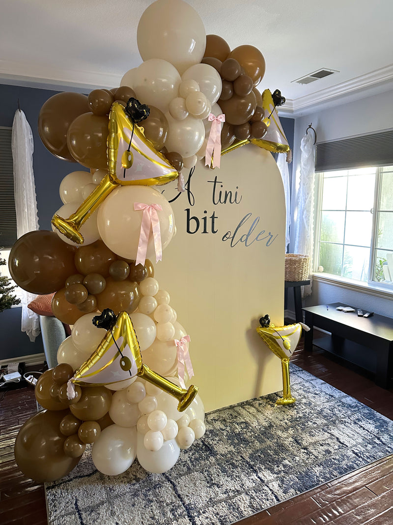 Organic Balloon Garland with Backdrop