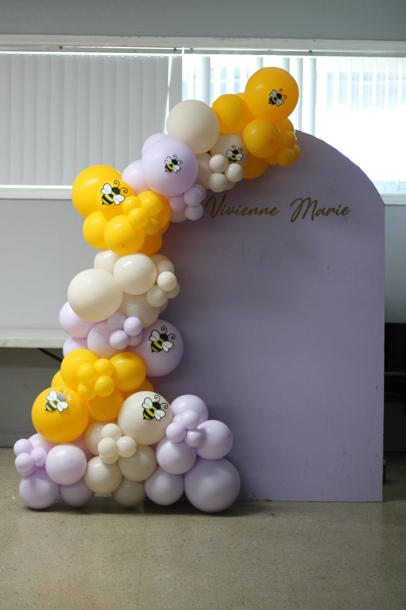 Organic Balloon Garland with Backdrop
