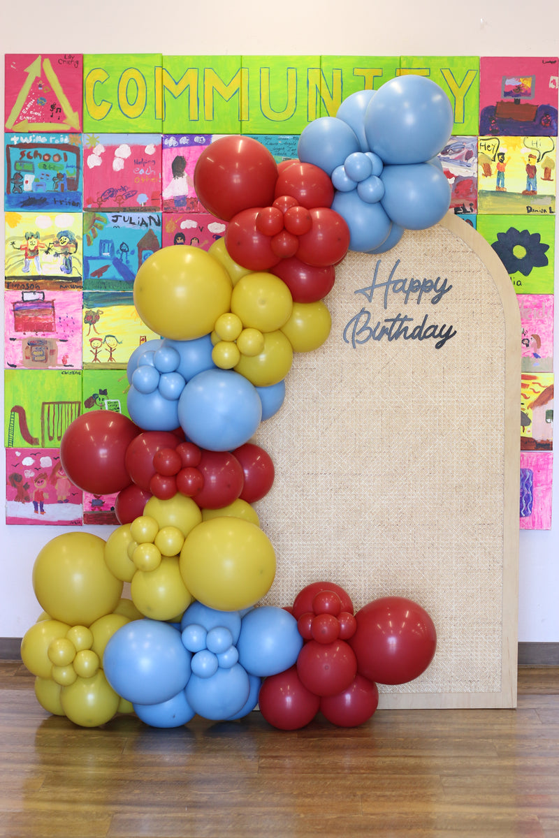 Organic Balloon Garland with Backdrop