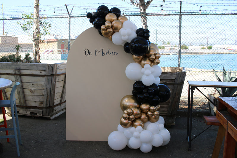 Organic Balloon Garland with Backdrop