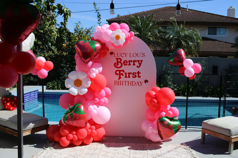 Arch Backdrop with One Garland