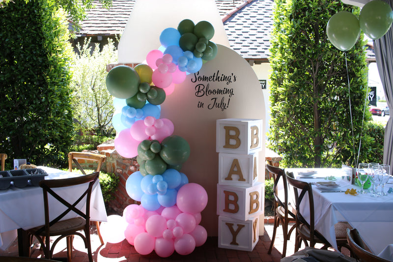 Organic Balloon Garland with Backdrop