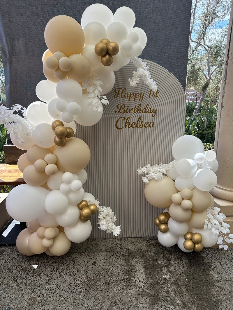 Organic Balloon Garland with Backdrop