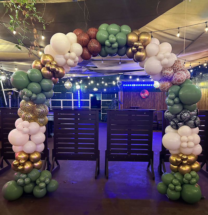20ft Organic Balloon Arch