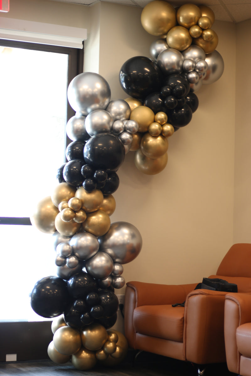Organic Balloon Garland (Half Arch)