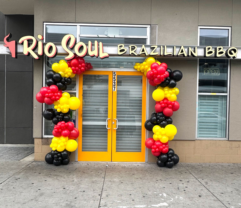 Organic Balloon Garland (Half Arch)