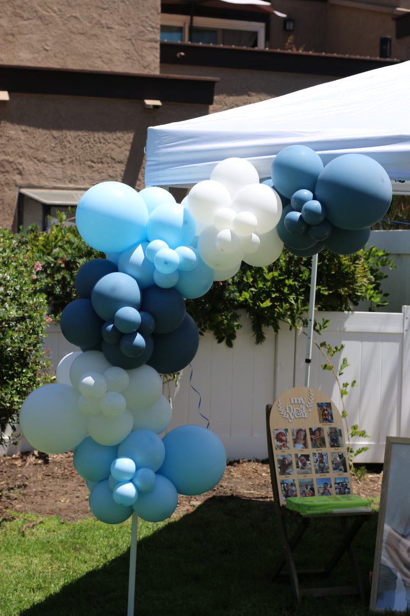 Organic Balloon Garland (Half Arch)