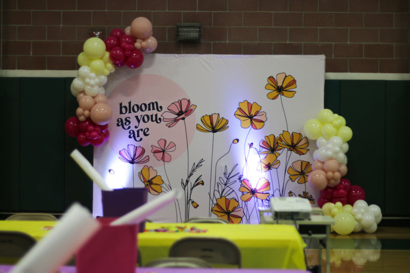 Organic Balloon Garland (Half Arch)