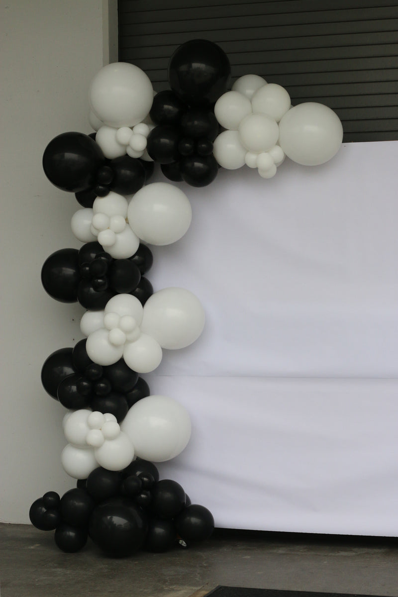Organic Balloon Garland