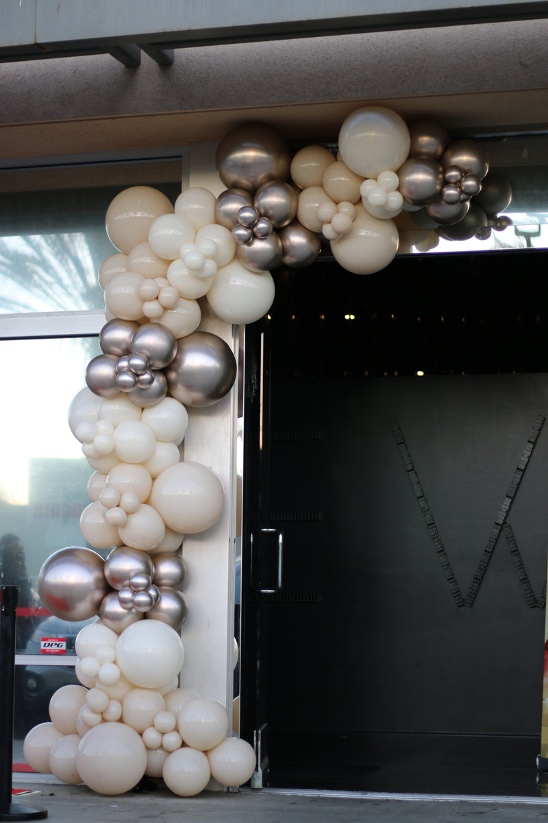 Organic Balloon Garland