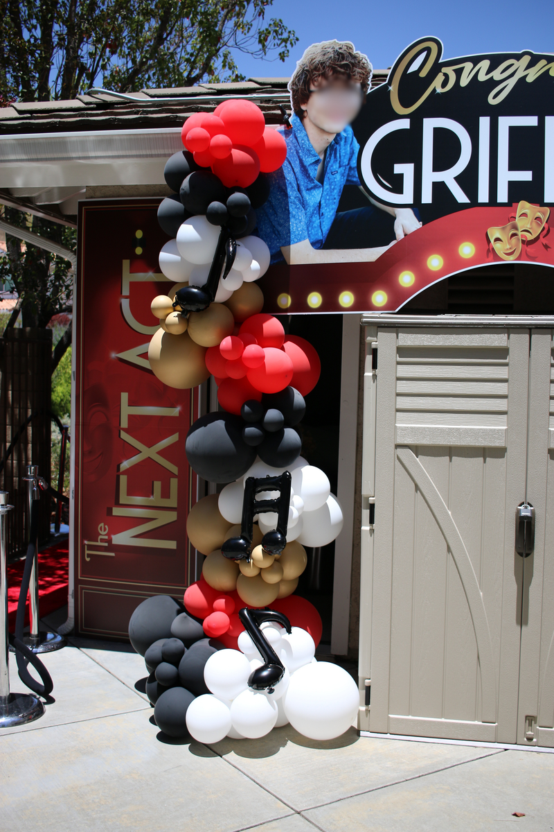 Organic Balloon Garland