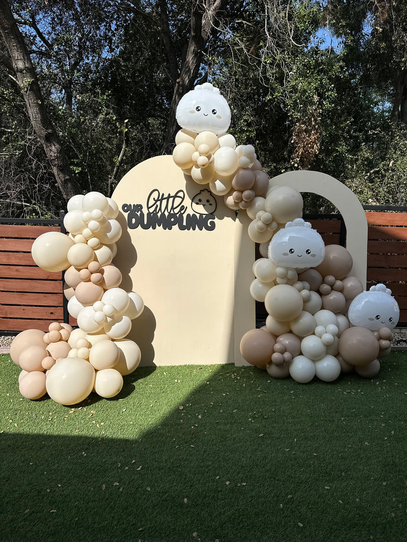 Organic Balloon Garland with Backdrop